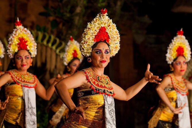 Legong Dance Show at Ubud Palace Bali - Legong Kraton at Ubud Palace: what story you’re actually watching