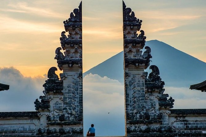 Lempuyang Temple Tour With Lunch and Pick Up - Tirta Gangga: A Royal Water Garden in About 30 Minutes