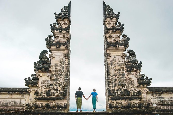 Lempuyang Temple Tour With Lunch and Pick Up - Lempuyang Temple and the Gate of Heaven: Expect Photo Lines
