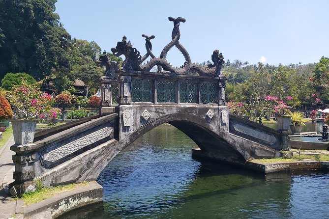 Lempuyang Tour : Heaven gate, Tirta Gangga, Goa Raja waterfall - Goa Raja Waterfall: where the day cools down