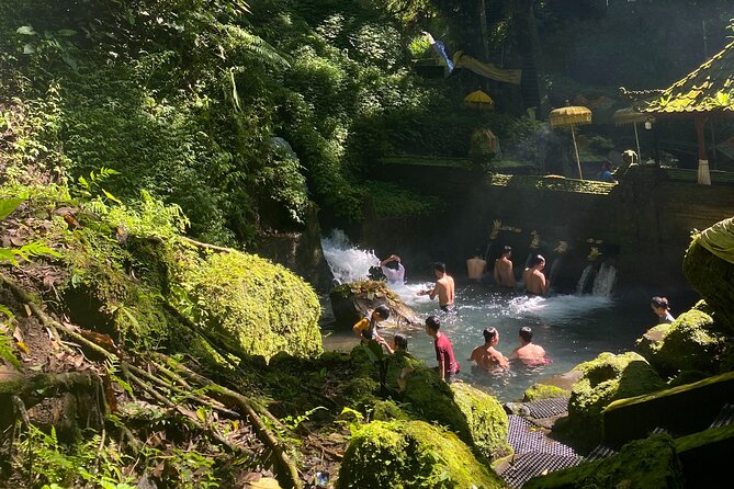 Melukat Purification Ceremony at Mengening Temple - Pickup, Timing, and Physical Comfort in Ubud