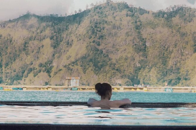 Mount Batur Jeep Sunrise & Hot Spring - All Inclusive Tour - Mount Batur Sunrise: Views of Lake Batur and Mount Abang