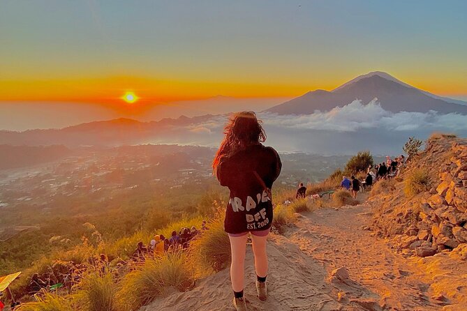 Mount Batur Sunrise Hike, Breakfast & Hot Spring - A sunrise hike plus hot springs, the one-two punch
