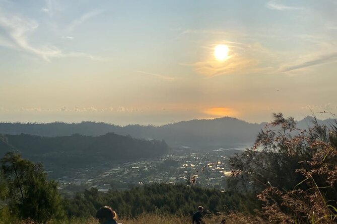 Mount Batur Sunrise Sharing Hike With Breakfast - Summit Steam Eggs and the sunrise crater moment