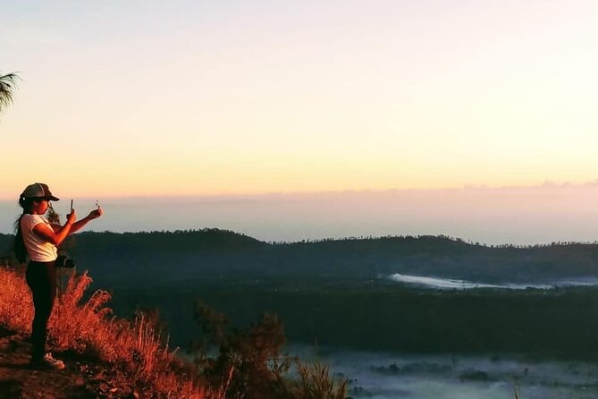 Mount Batur Trekking Admission Ticket - Sunrise at the Summit: Breakfast, Coffee or Tea, and the Waiting Moment