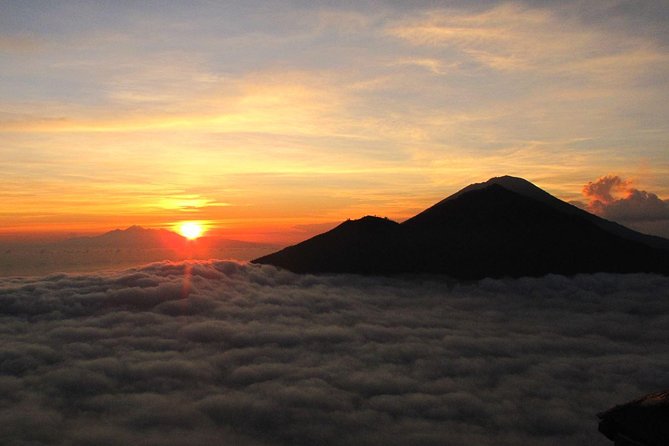 Mount Batur Volcano Sunrise Trekking With Ubud Rice Terrace - Practical Tips for Your Batur Sunrise Morning