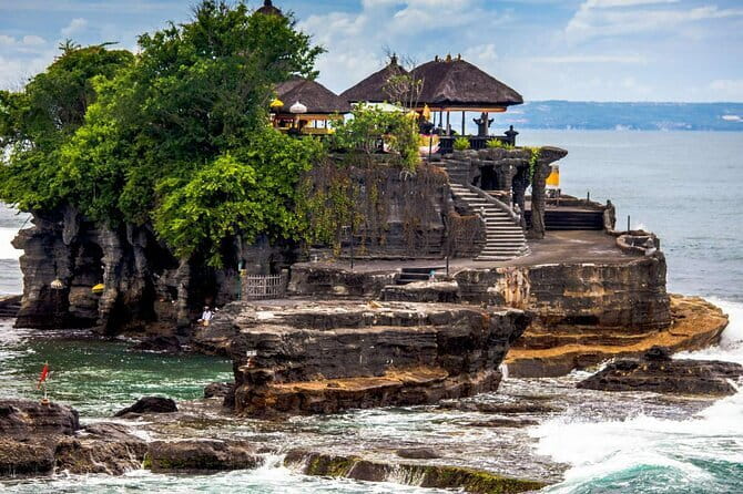Myth of Pejeng Walking Tour - Meeting point and timing: start at 8:30 am in Pejeng