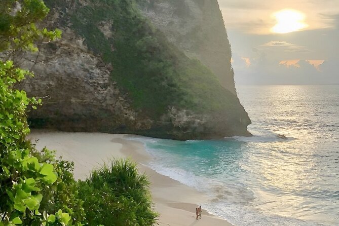 Nusa Penida Day Tour Kelingking Broken and Angels Bay - Guides, photo stops, and why the driving matters