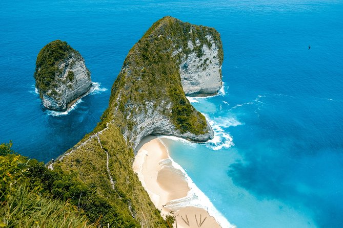 Nusa Penida Highlights Day tour - Entering the Nusa Penida highlights route in about 10 hours