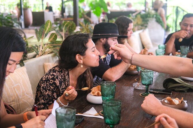 Plant Based Food Tour in Ubud - Stop 2 at Pourmoure Coffee Ubud: 3 coffees and 1 tea in Bali style