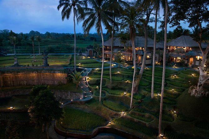 Private 6-Course Romantic Candlelight Dinner Overlooking Ubud Valley - Choose your menu: halal, seafood, beef, and vegetarian or vegan