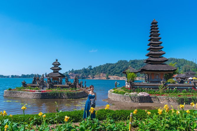 Private Bali Tour: Best of Bedugul and Tanah Lot Temple - Stop 4: Tanah Lot Temple, the ocean setting, and sunset expectations