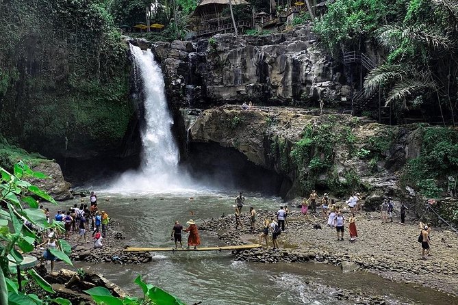 Private Bali Tour: Wonderful Ubud with Swing - Stop 2, Tegenungan Waterfall: A Water Play Stop in the Middle of the Day