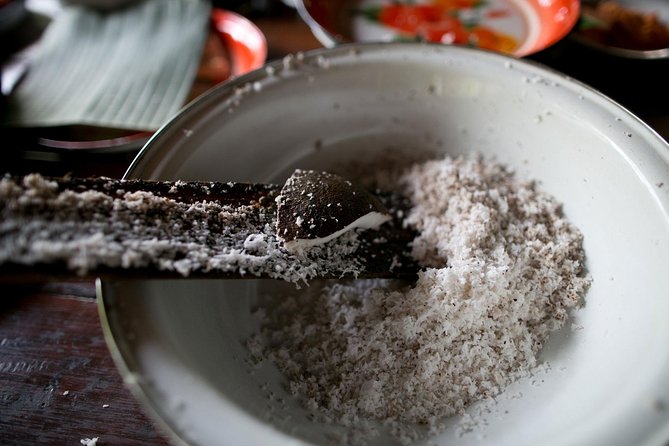 PRIVATE Balinese Cooking Class in Ubud with Dewa with Transfers - What lunch is like, and how you keep learning after