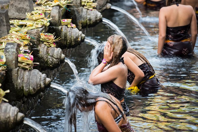 Private Full-Day Tour: Balinese Temples and Rice Terraces - Tirta Empul Temple: the holy-water blessing, and how to join