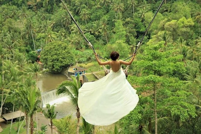 Private Guided Bali Car Charter - Coast and cliff temples: Tanah Lot and Uluwatu