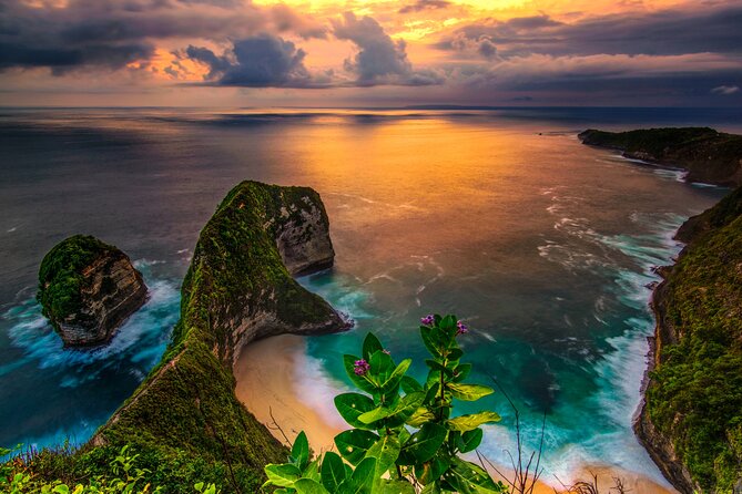 Private Nusa Penida West Trip - Why the West Coast Hits Hard: Kelingking to Crystal Bay