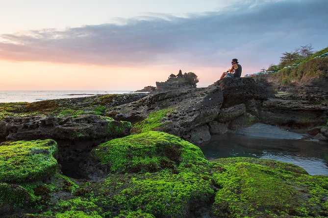 Private Tour: Full-Day Tanah Lot and Uluwatu Temples with Kecak Fire Dance Show - Lunch on a Temple Day: Simple, Local, Included