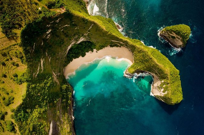 Private Tour in Nusa Penida West Island - Stop 3: Crystal Bay’s 200-Metre Cove and Its Easier Feel