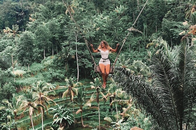 Private Tour to Sumampan Waterfall, Monkey forest, Rice terraces and Swing - Puseh Batuan Temple: A Quick Culture Stop for Photos and Atmosphere