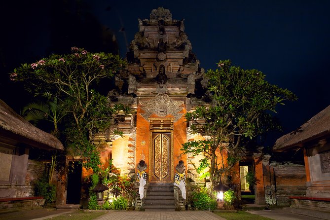 Private Tour: Ubud Highlights - Sacred Monkey Forest Sanctuary: seeing 700 macaques up close