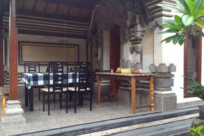 PRIVATE Ubud Market Tour & Balinese Cooking Class with Putu - Timing tips: how to make the morning feel easy