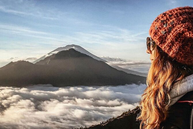 Sharing Mount Batur Sunrise Trekking Guide Pick Up and Drop Off - From briefing to the summit climb: what the hike feels like