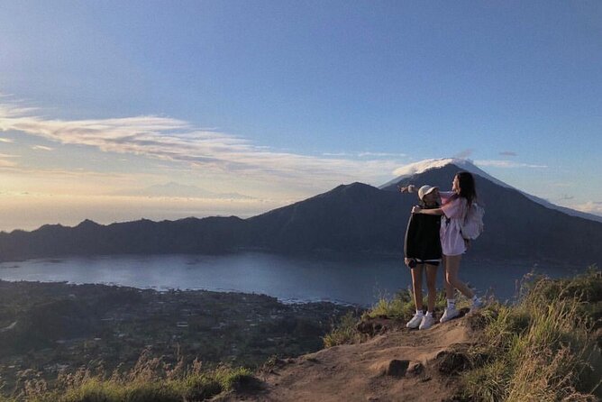 Sharing Mount Batur Sunrise Trekking Guide Pick Up and Drop Off - Sunrise at the crater and volcanic steam breakfast