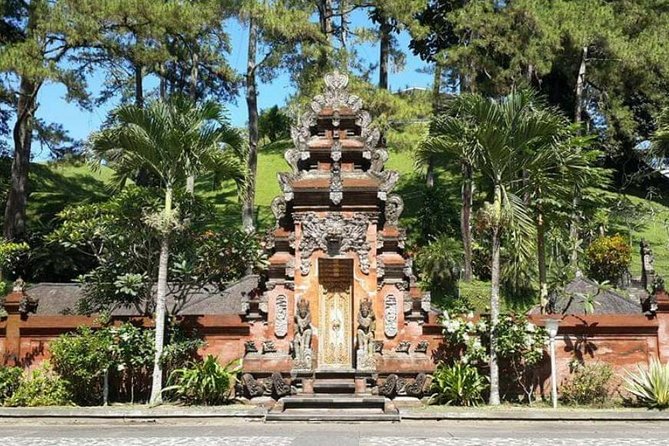 Skip the Line Tirta Empul Temple Entrance Ticket All Inclusive - How your guided path works inside Tirta Empul
