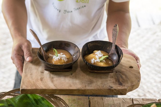 Small-Group Farm Tour & Balinese Cooking Class in Ubud with Kadek - The Meal Moment: Ritual Timing and Friendly Expectations