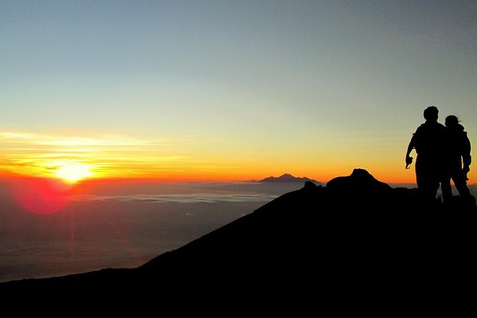 Sunrise At Heaven's Gate Lempuyang Luhur Bali - Breakfast, bottled water, and the one missing meal you must plan