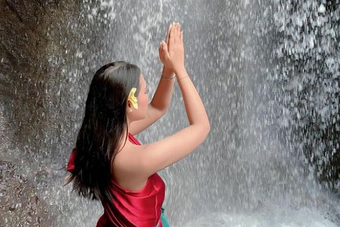 Taman Beji Griya Waterfall Tranquil Purification Ceremony - Pickup, private tour setup, and how to pace your 2 hours