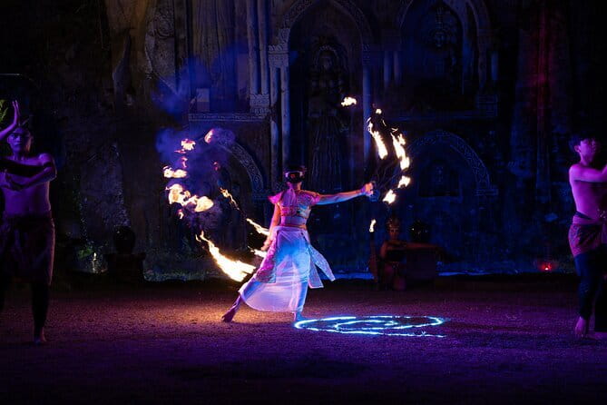 Tanah Lot Sunset Tour with Kecak Show and Dinner - Who this tour fits best