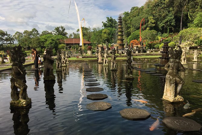 The Gates of Heavan - Ubud Jungle Swing & Waterfall Tour - Stop 3, Tukad Cepung Waterfall Inside the Cave