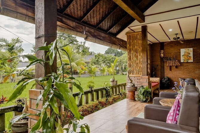 Ubud Balinese Massage Scrub And Flower Bath Experience - The Ubud-to-spa ride: why private transport is part of the value