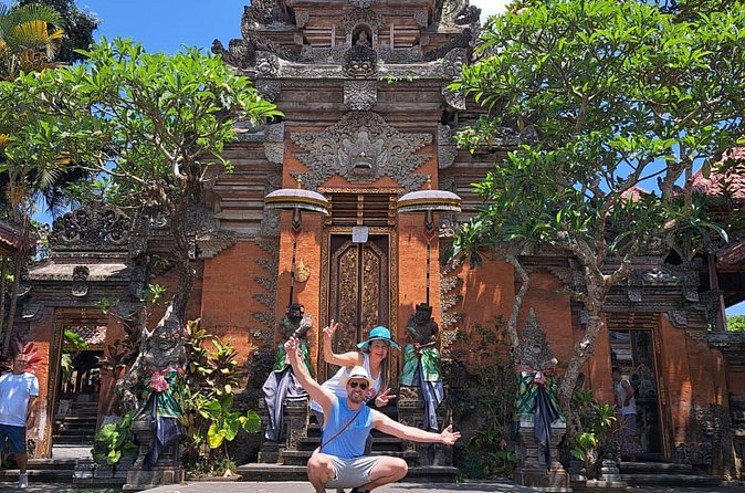 Ubud Bike Bali (Experience the real of Bali) - Nukad Tampaksiring: swimming and dining with a view