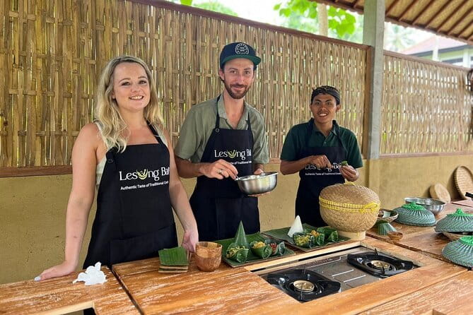 Ubud Cooking Class with Optional Market Visit Pickup Included - Back in the Traditional Kitchen: Technique Over Guesswork