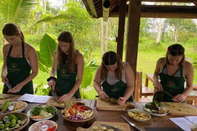 Ubud Cooking Class with Optional Market Visit Pickup Included - Group Size, Timing, and How the Day Actually Flows