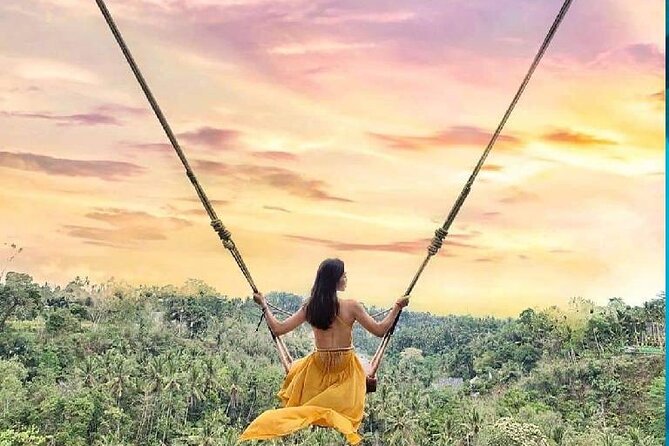 Ubud Day Tour : Waterfall, Temple and Local Night Market Tour - Local night market in Gianyar: the easiest way to eat like a local