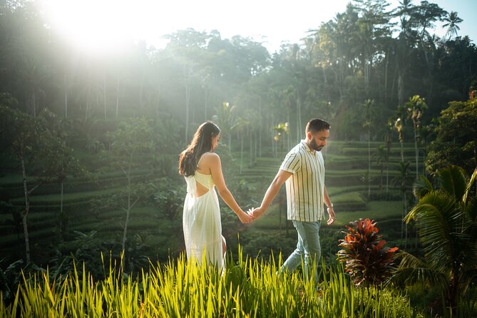 UBUD Instagram Spot Tour with Photographer - Tegalalang Rice Terraces Photos, Mud Notes, and Timing