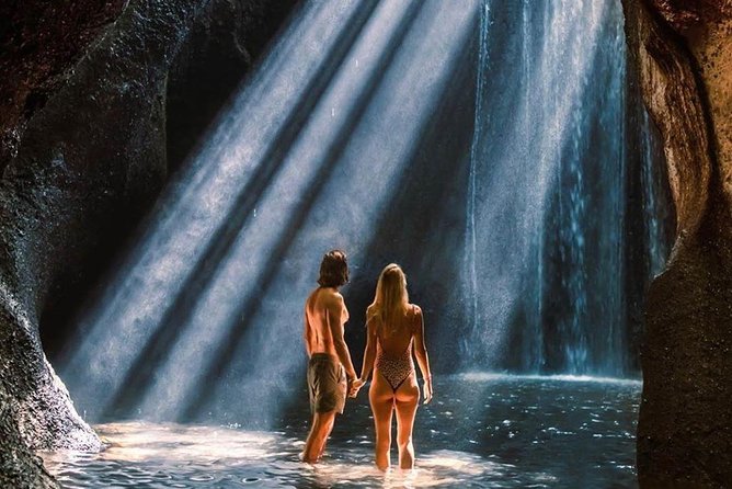 Ubud Monkey Forest, Holy Water Temple & Waterfalls Tours - Sacred Monkey Forest Sanctuary: Macaques and Quick Cultural Etiquette