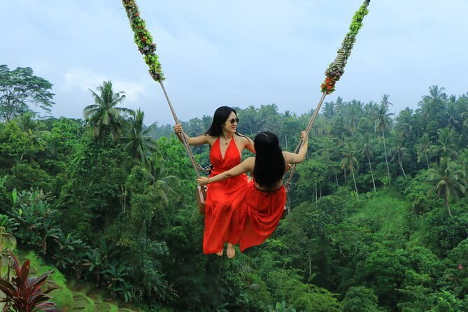 Ubud: Monkey Forest, Rice Terraces and Jungle Swing Tour - Pickup and private transport: why it changes the day