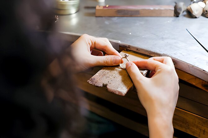 Ubud Silver Artistry Class: Create Unique Jewelry in Bali - Why this Ubud silver class is more than a souvenir stop