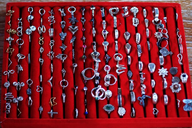 Ubud Silver Class Jewelry making in bali - Shaping and finishing your silver, step by step