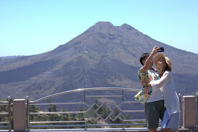 Ubud Volcano Lake and Natural Hot Spring Tour - Door-to-door timing and how to set your expectations for 10 hours