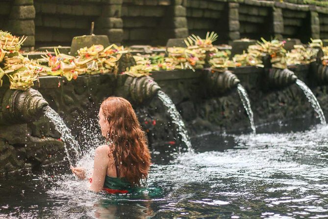 Ubud Volcano Lake and Natural Hot Spring Tour - Tirta Empul Temple: where the ritual is the main event