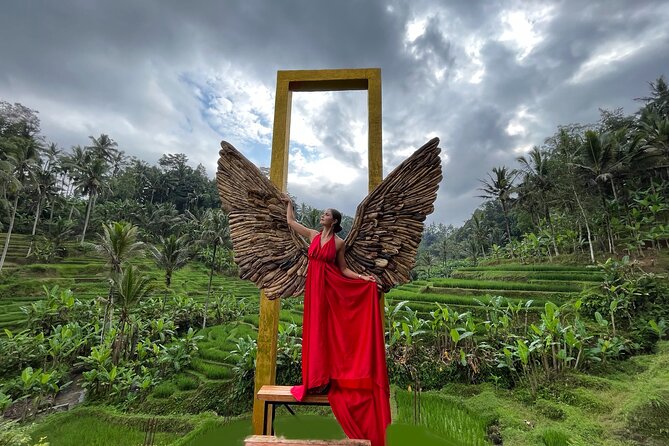 Ubud: Zipline, Bali Swing, and Sky Bike in a Private Rice Terrace - U Fun Field: the Ubud photo park built on rice terraces