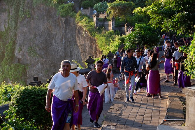 Uluwatu Kecak and Jimbaran Bay - A Fast, Focused Bali Sunset Route from Ubud to Uluwatu and Tanah Lot