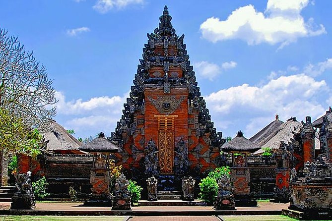 Wonderful Of Ubud Tours - What to Pack for Comfort in an 8 to 10 Hour Day